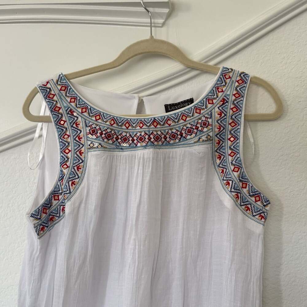 Luxology Embroidered Dress Size M White Sleeveless Boho Dress